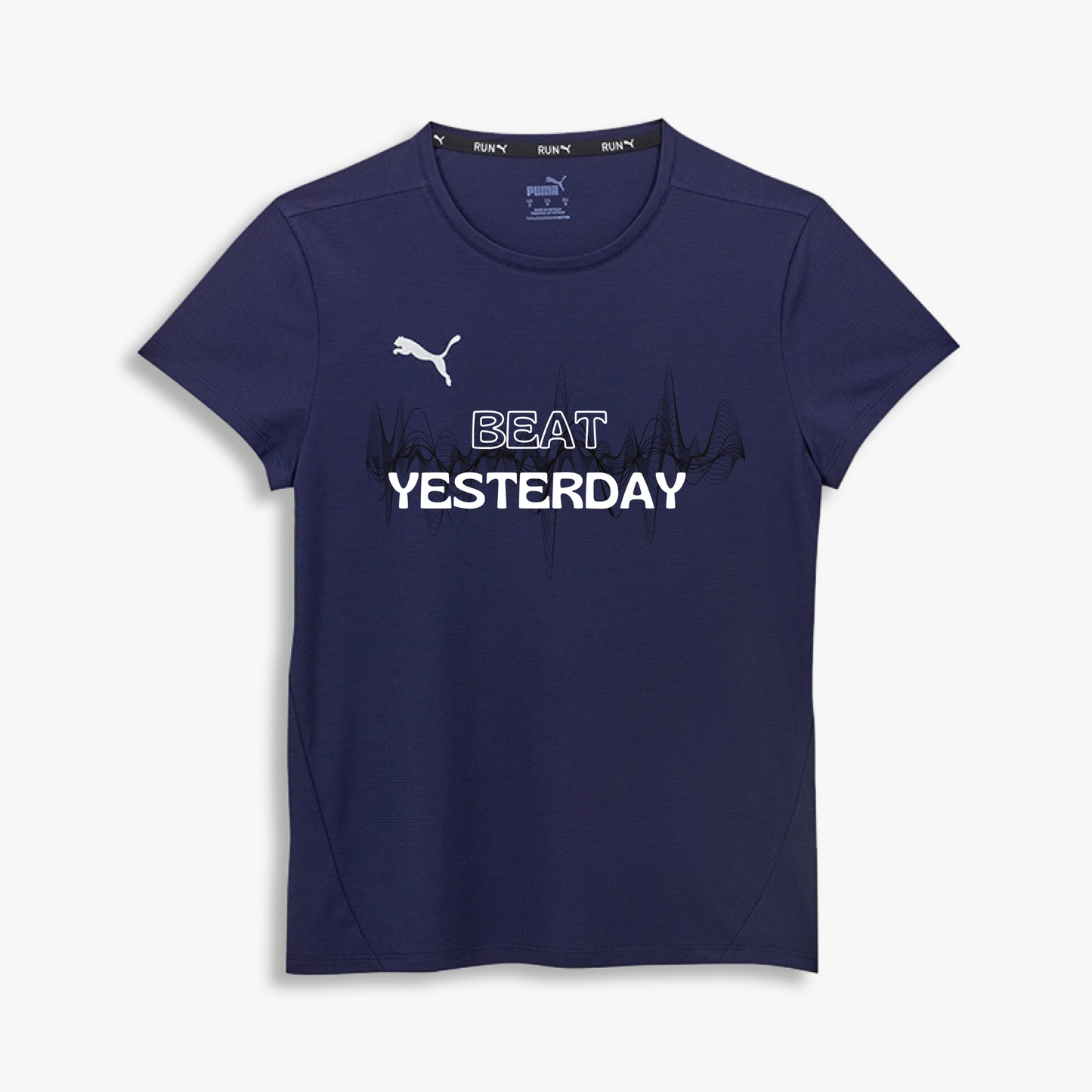 Puma Trainingsshirt "Beat Yesterday" Damen